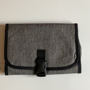 NEW Travel Valet, Gray & black, mirror, zip bag, perfect!NWOT